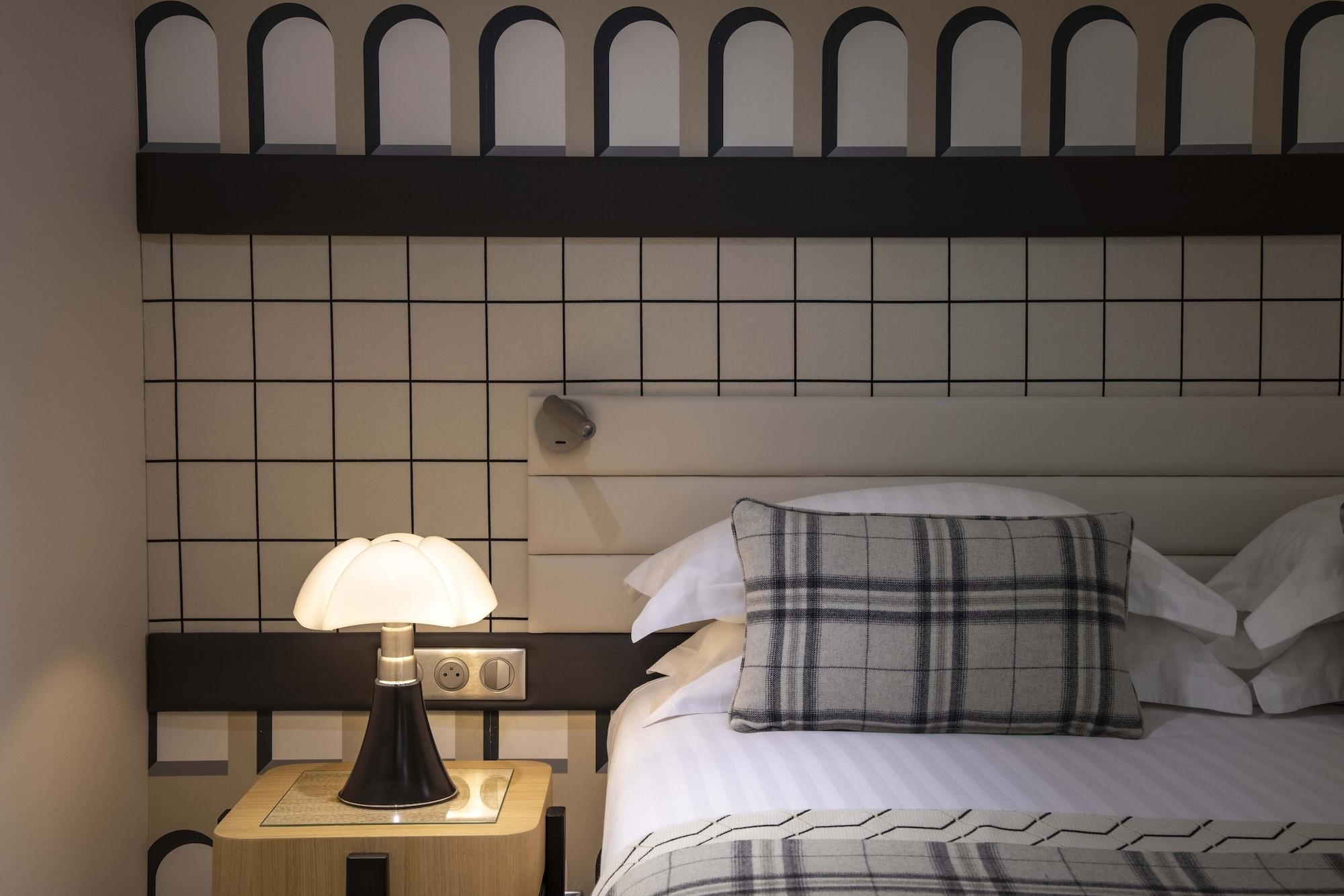 Hotel Sleeping Belle - Gare De Lyon Bastille Paris Bagian luar foto