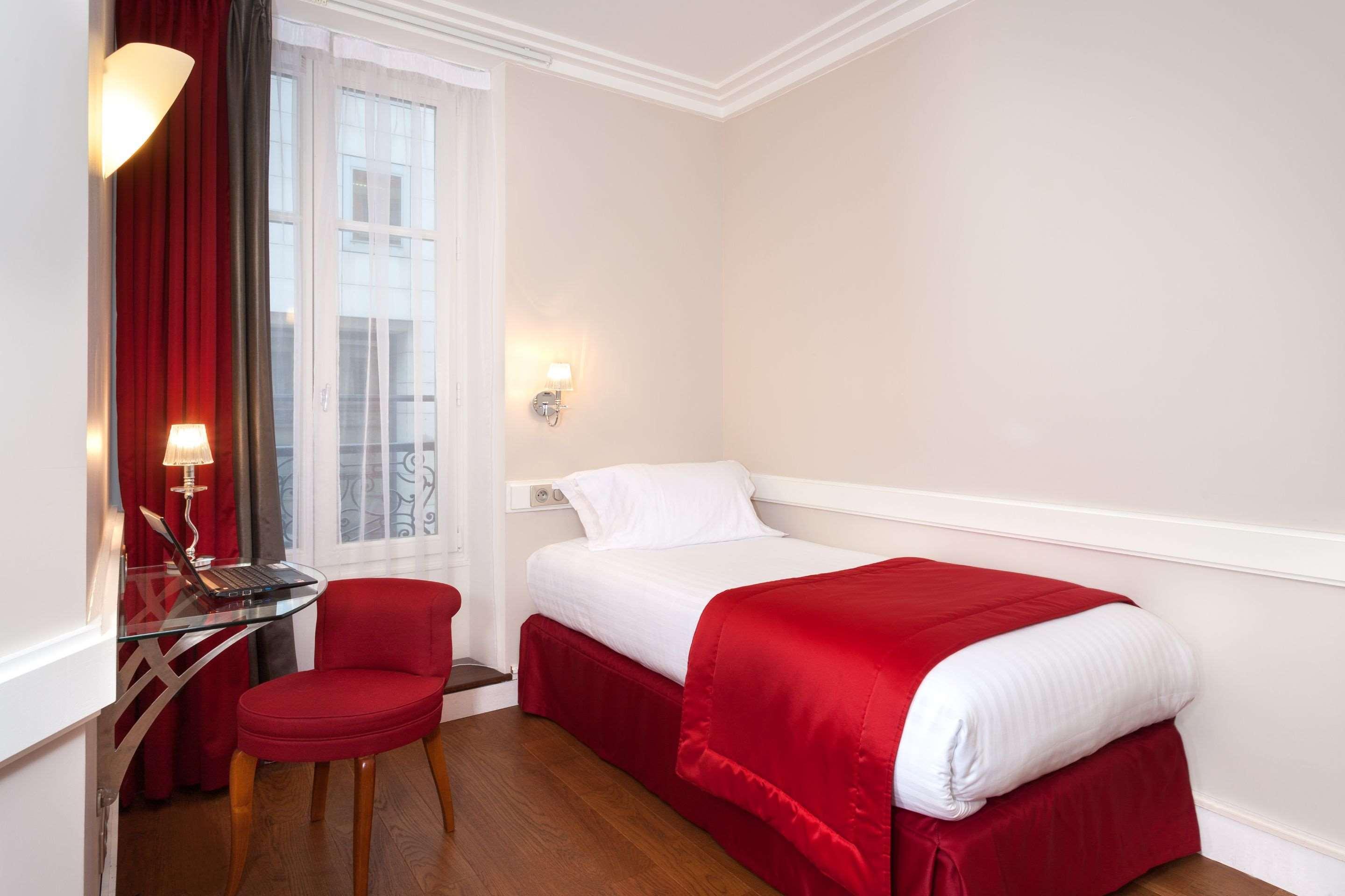 Hotel Sleeping Belle - Gare De Lyon Bastille Paris Bagian luar foto